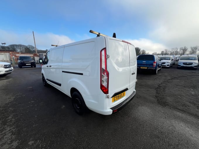 2025 Ford Transit Custom