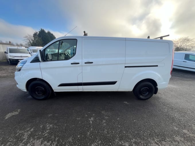 2025 Ford Transit Custom