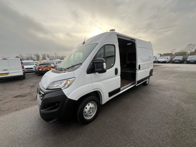 2025 Vauxhall Movano