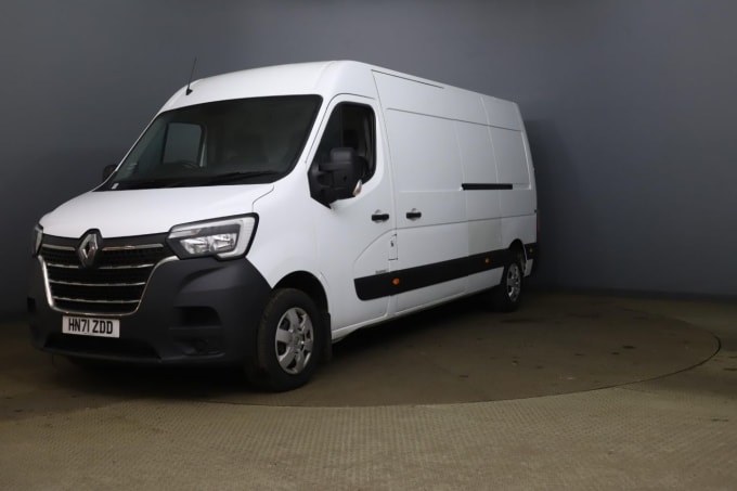 2025 Renault Master