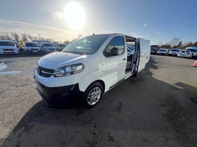 2025 Vauxhall Vivaro