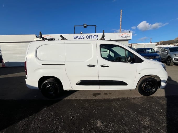 2025 Vauxhall Combo