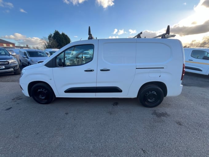 2025 Vauxhall Combo