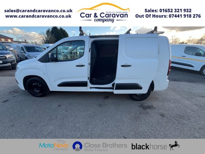 2025 Vauxhall Combo