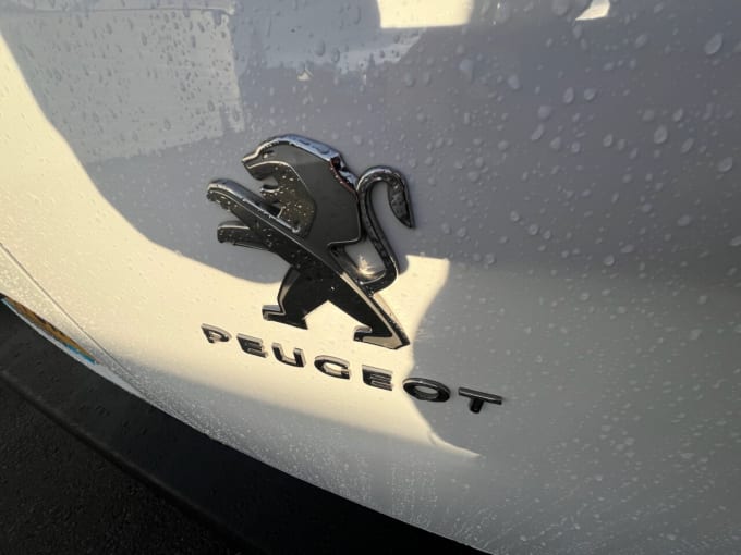 2025 Peugeot Partner