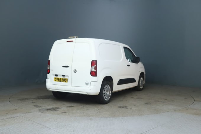 2025 Vauxhall Combo