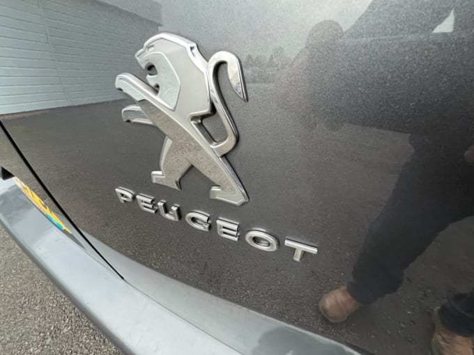 2025 Peugeot Partner