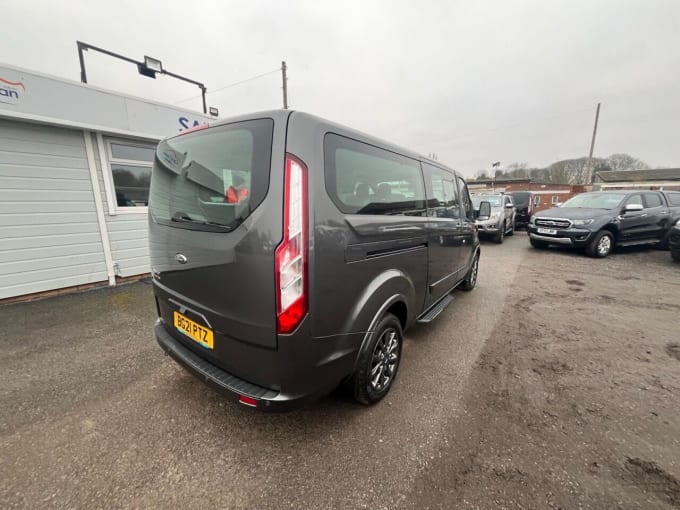 2025 Ford Tourneo Custom