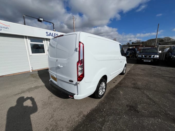 2025 Ford Transit Custom