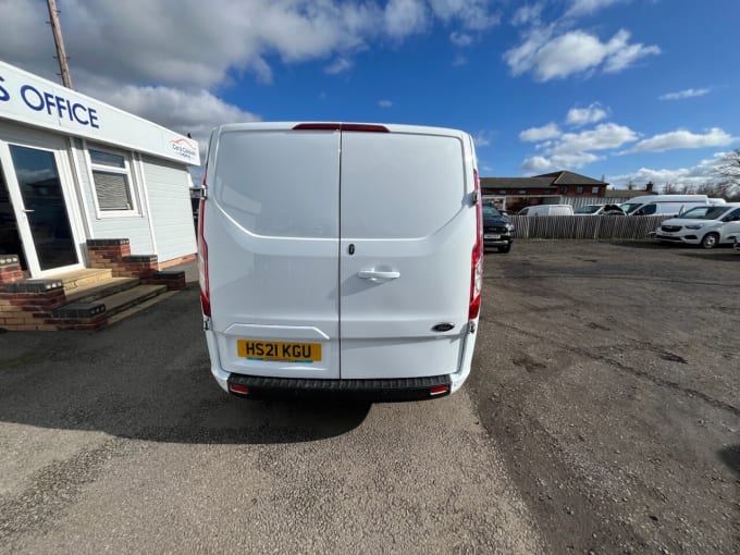 2025 Ford Transit Custom