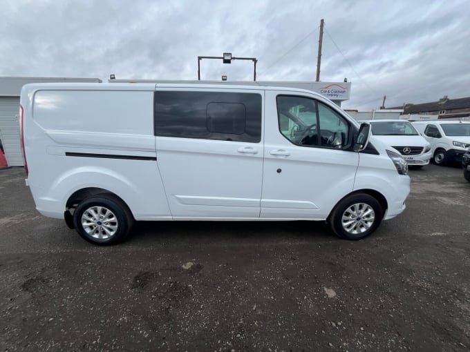 2025 Ford Transit Custom