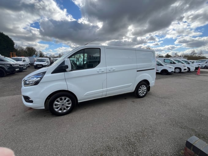 2025 Ford Transit Custom