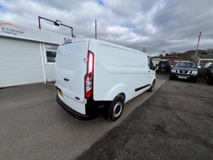 2025 Ford Transit Custom