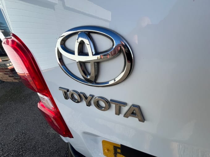 2025 Toyota Proace