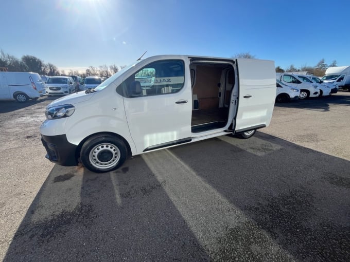 2025 Toyota Proace