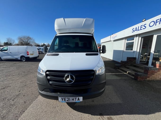 2025 Mercedes-benz Sprinter