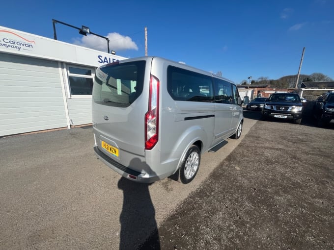 2025 Ford Tourneo Custom