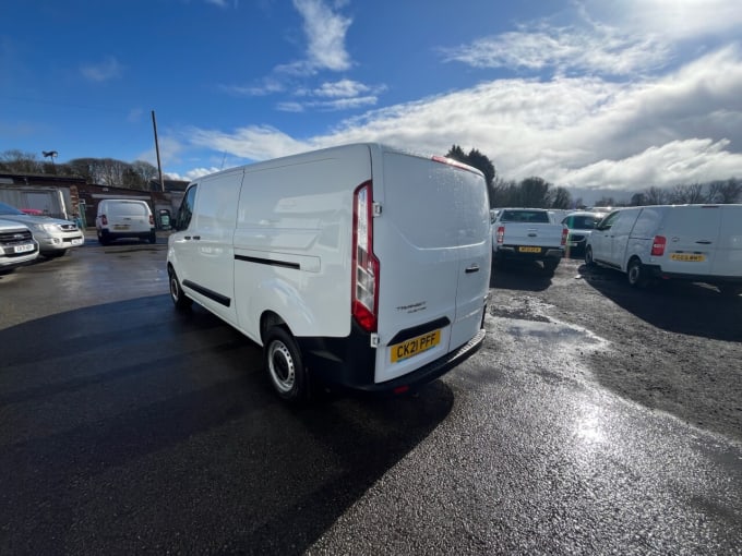 2025 Ford Transit Custom