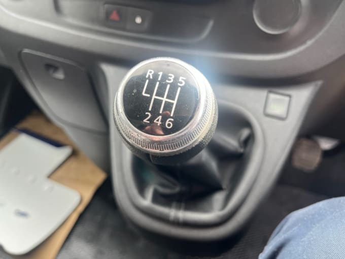 2025 Renault Trafic
