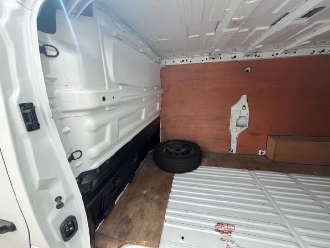 2025 Renault Trafic