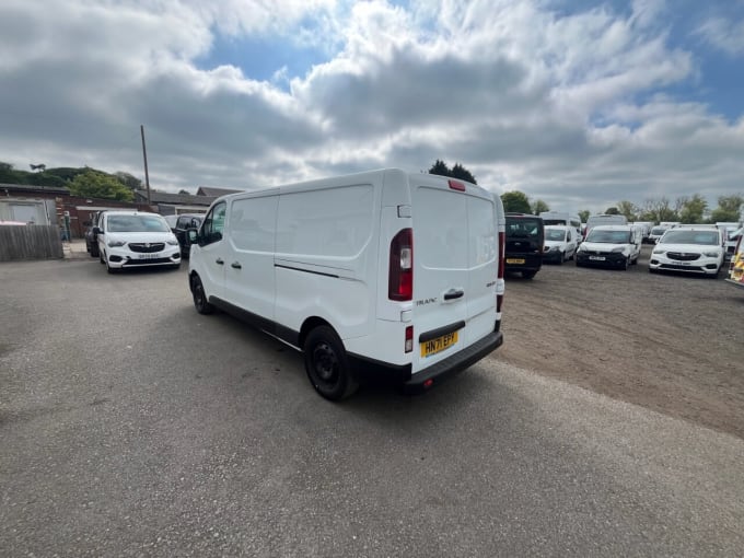2025 Renault Trafic