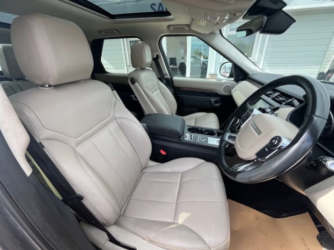 2025 Land Rover Discovery