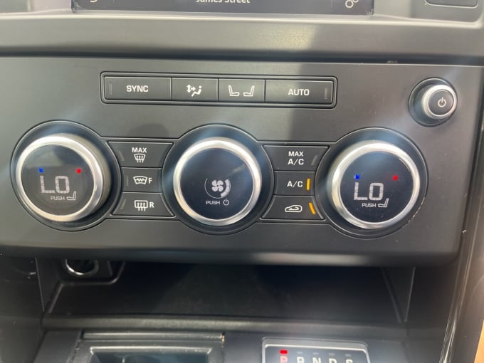 2025 Land Rover Discovery