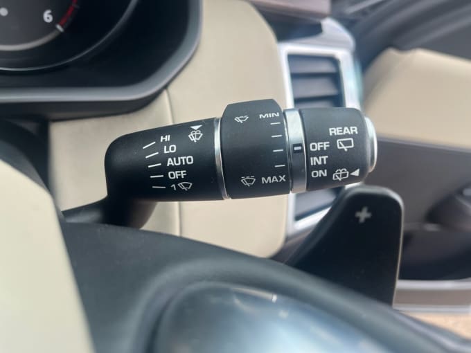 2025 Land Rover Discovery