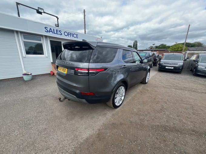 2025 Land Rover Discovery