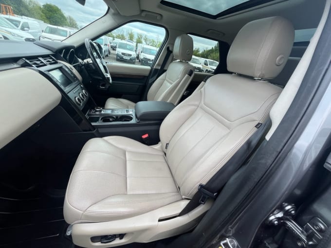 2025 Land Rover Discovery
