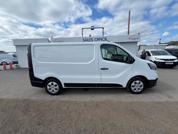 2025 Renault Trafic