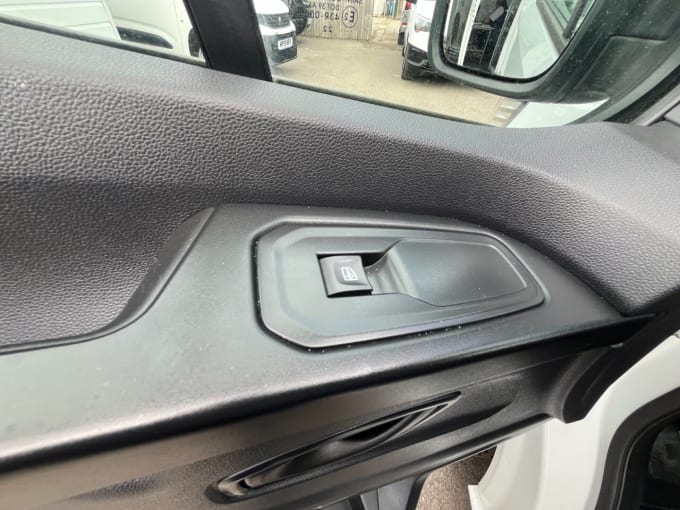 2025 Renault Trafic