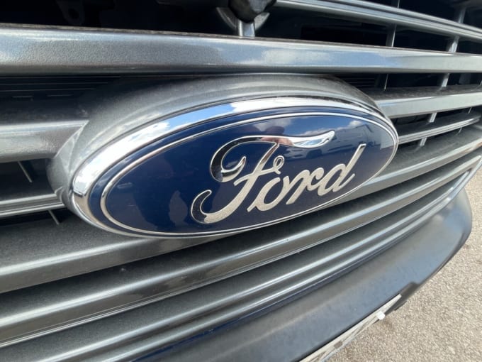 2025 Ford Transit