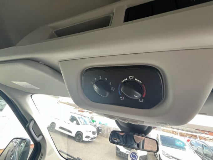 2025 Ford Transit