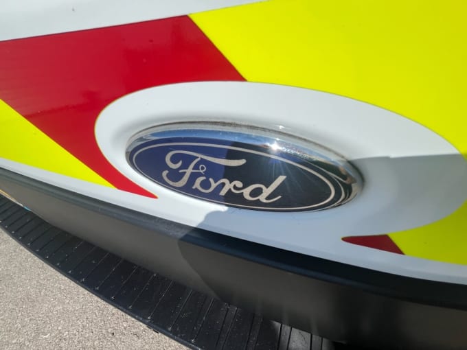 2025 Ford Transit