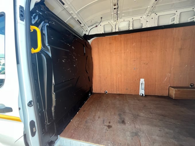 2025 Ford Transit