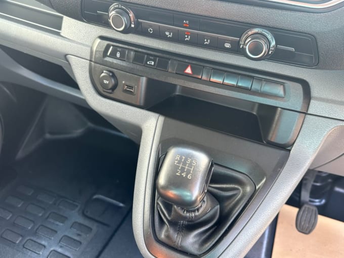 2025 Vauxhall Vivaro