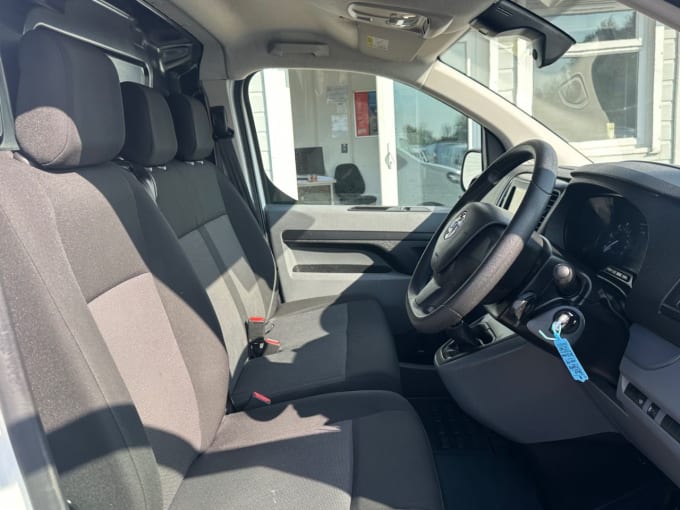 2025 Vauxhall Vivaro