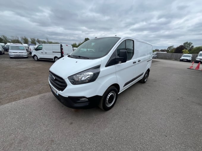 2025 Ford Transit Custom
