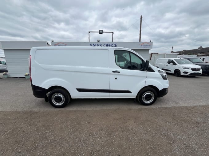 2025 Ford Transit Custom