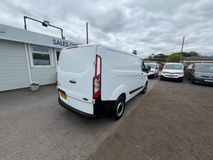2025 Ford Transit Custom