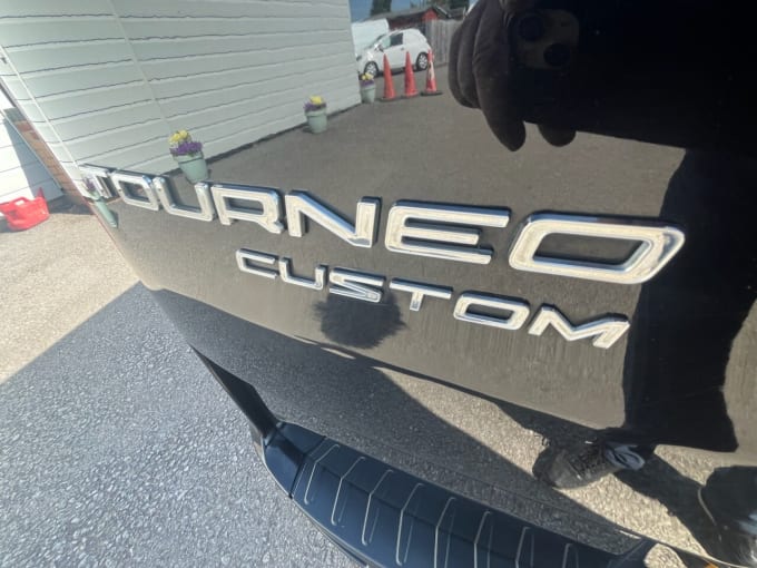 2025 Ford Tourneo Custom