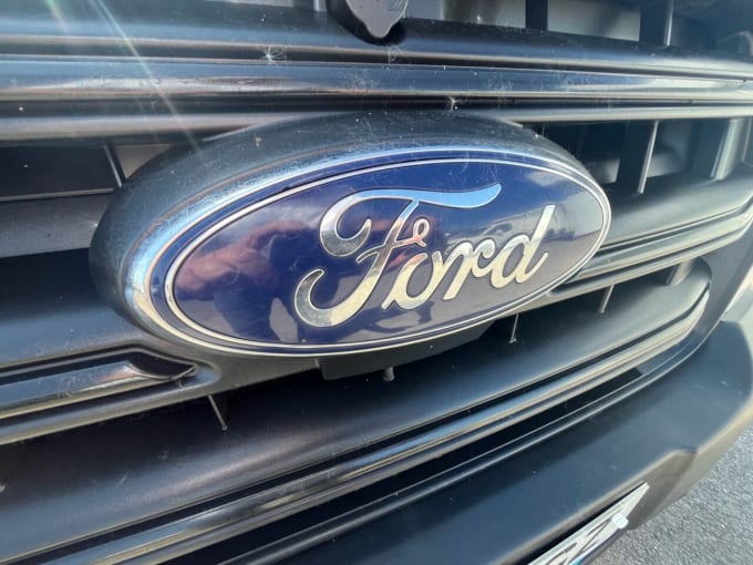 2025 Ford Transit