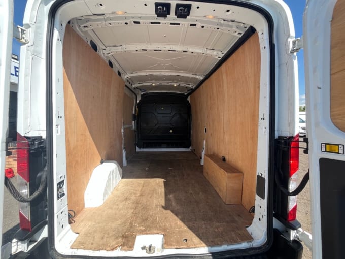 2025 Ford Transit