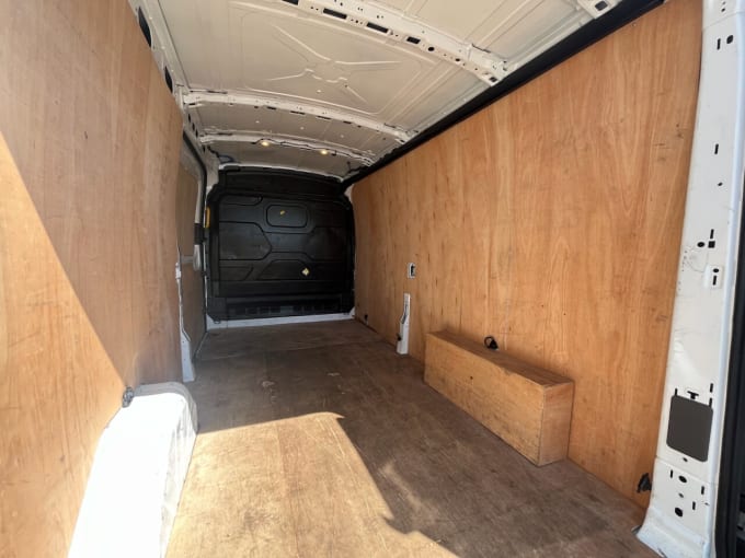 2025 Ford Transit