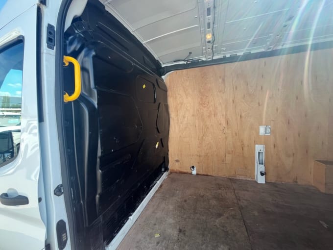 2025 Ford Transit