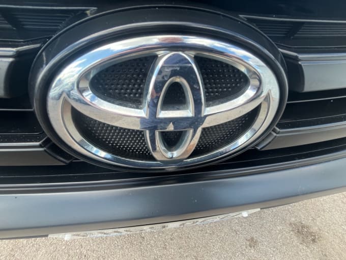 2025 Toyota Hi-lux
