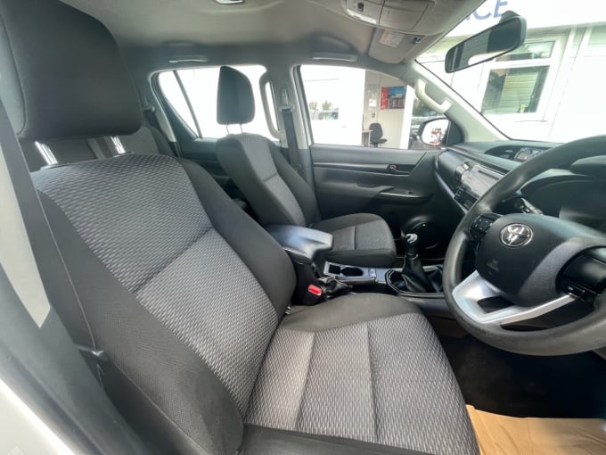 2025 Toyota Hi-lux