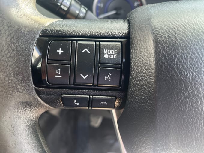 2025 Toyota Hi-lux