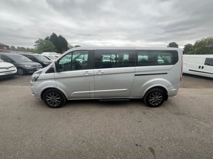 2025 Ford Tourneo Custom